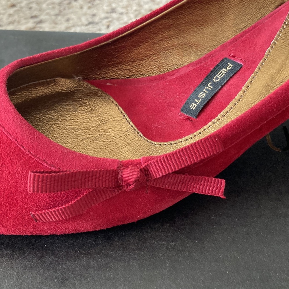 Anthropologie wine colored kitten heels. Pied Juste. Super chic - Picture 6 of 12